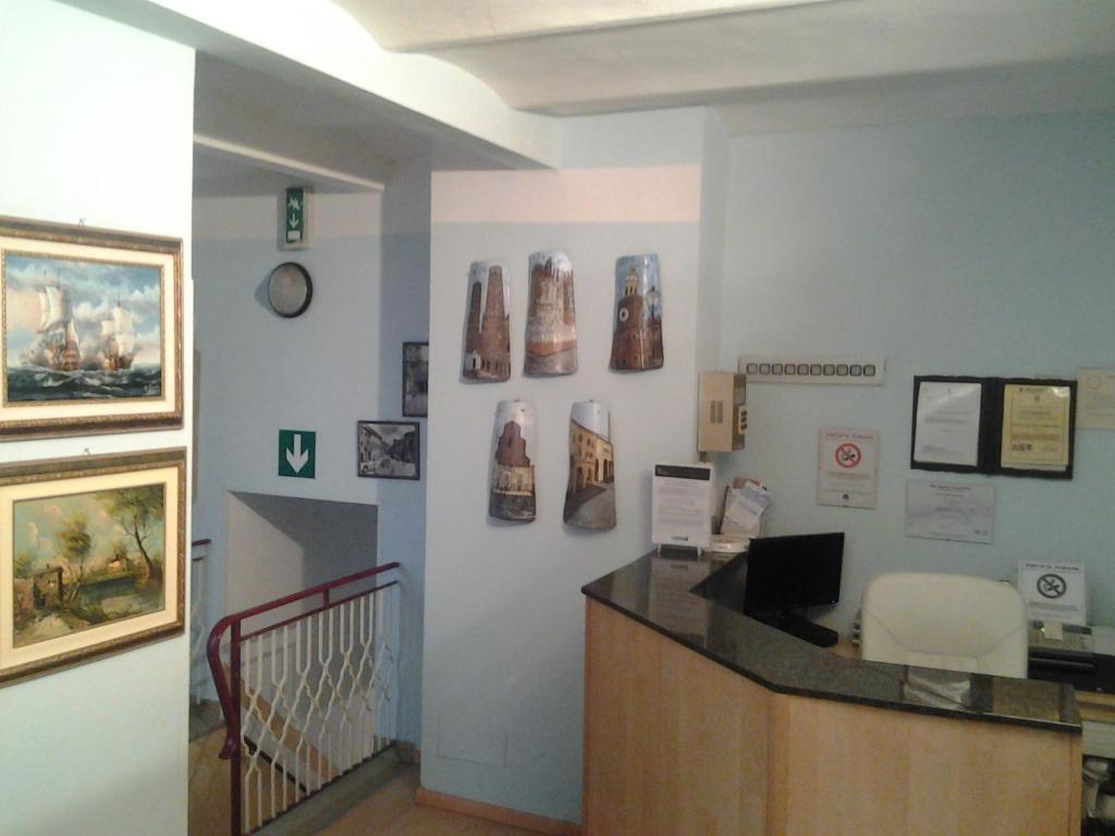 בולוניה Hotel Perla מראה חיצוני תמונה